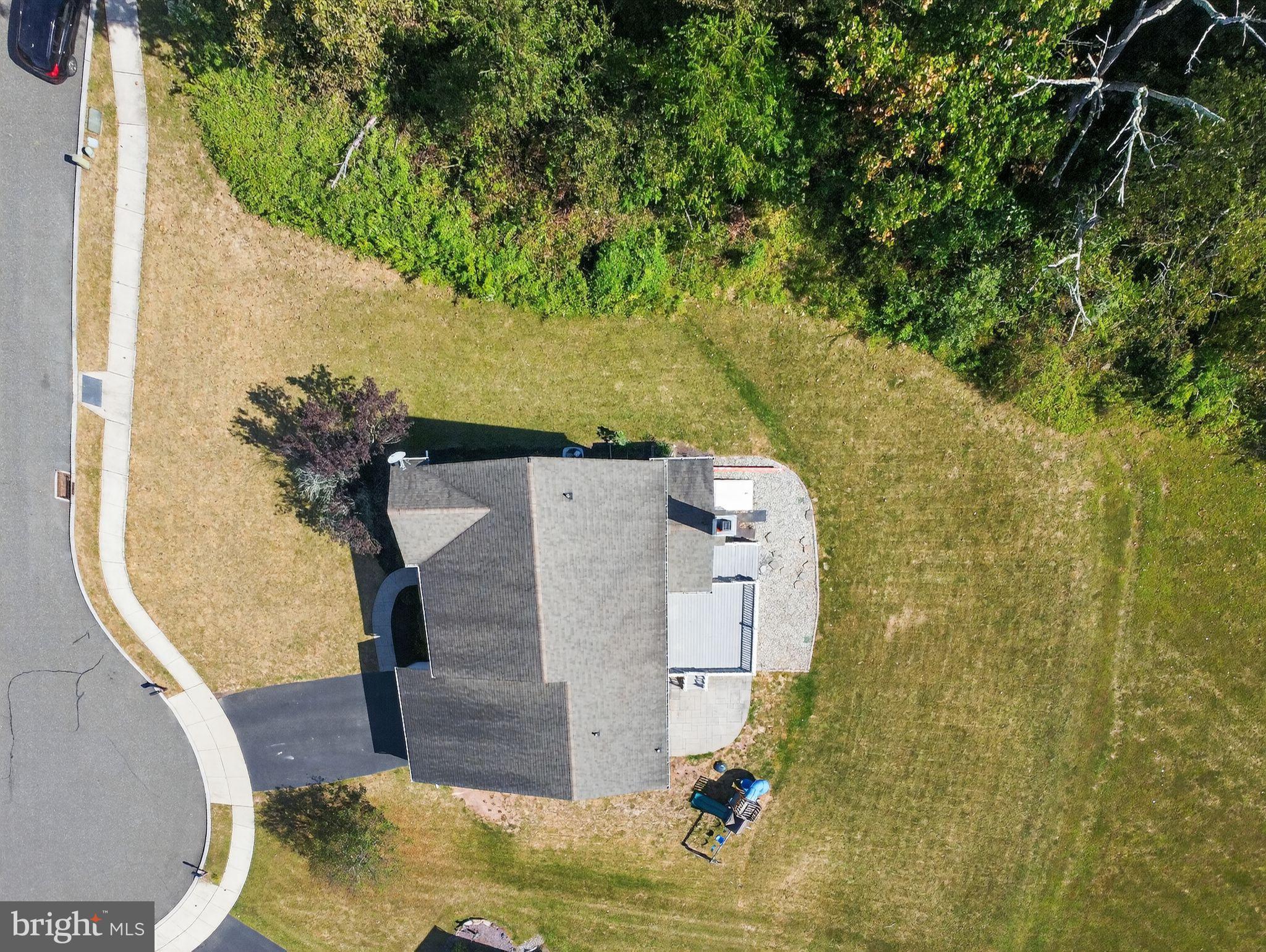 1105 AUTUMNVIEW LANE