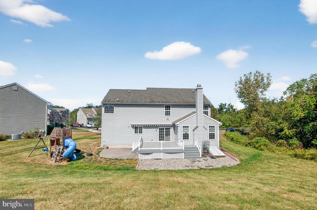 1105 AUTUMNVIEW LANE