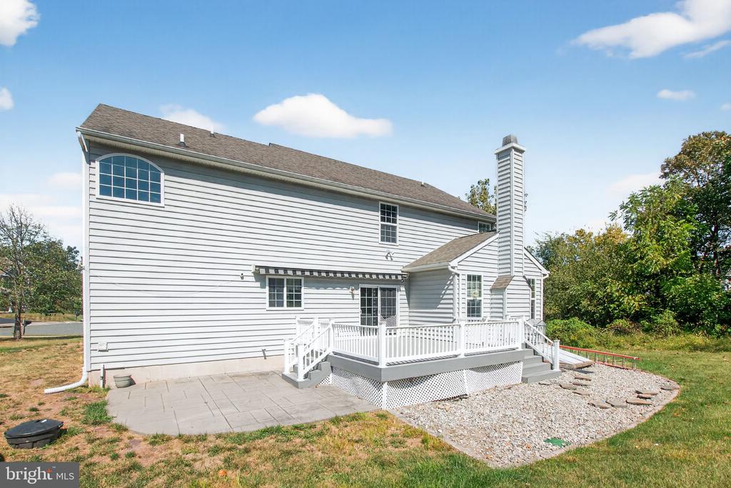 1105 AUTUMNVIEW LANE