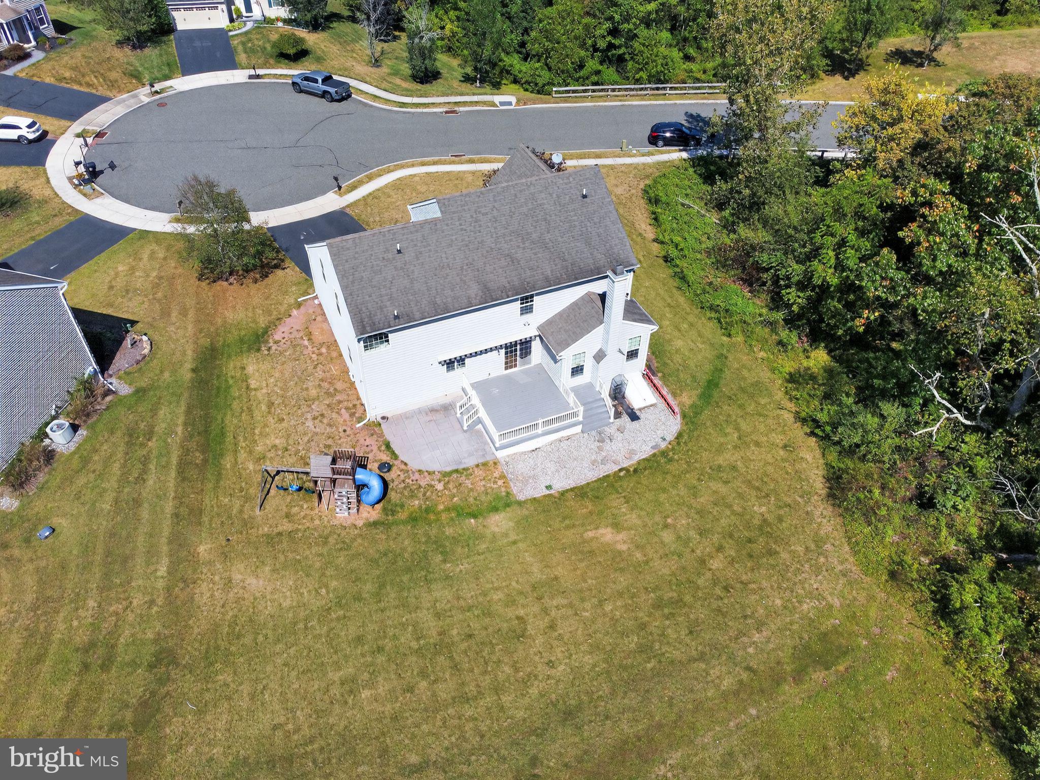 1105 AUTUMNVIEW LANE