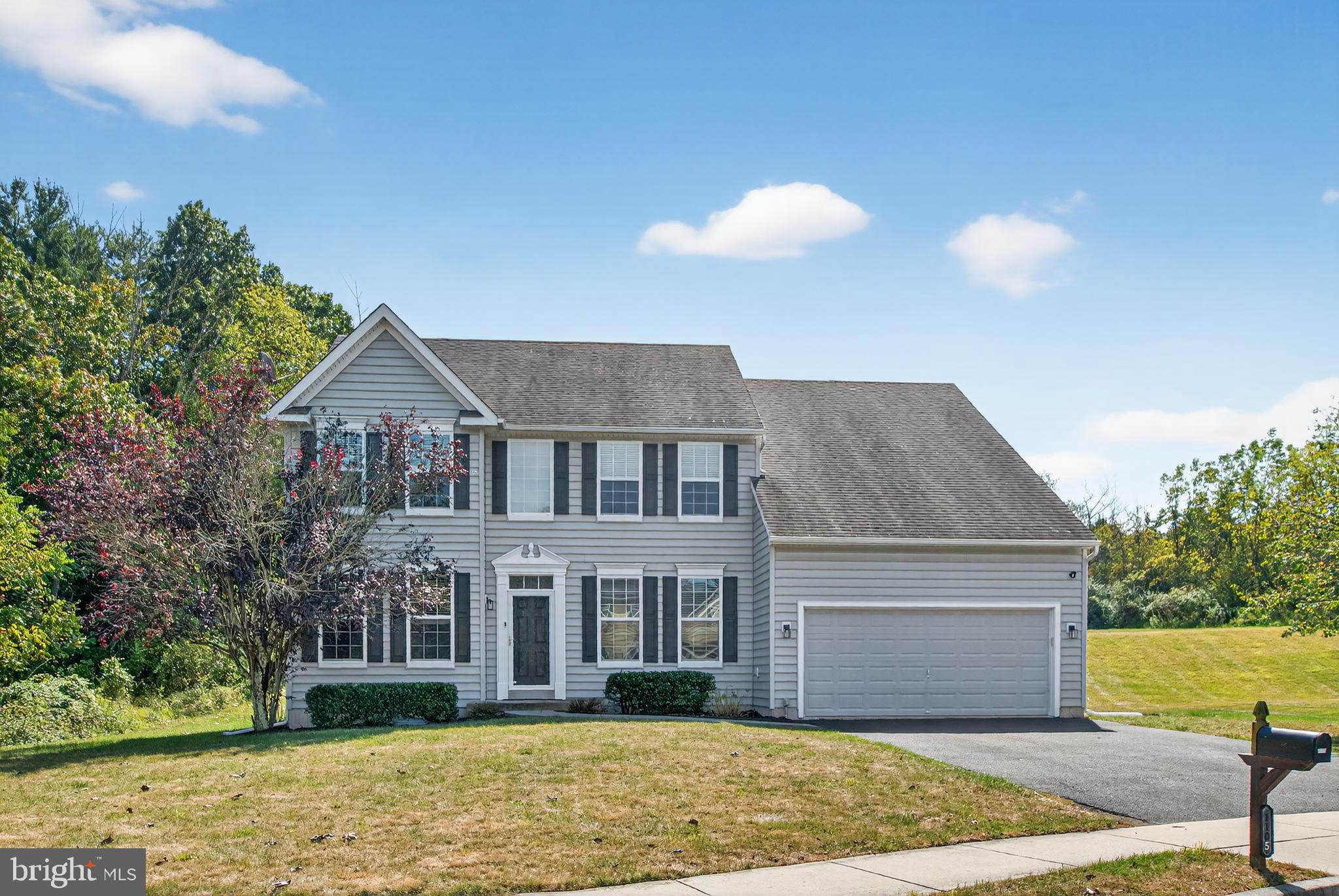 1105 AUTUMNVIEW LANE