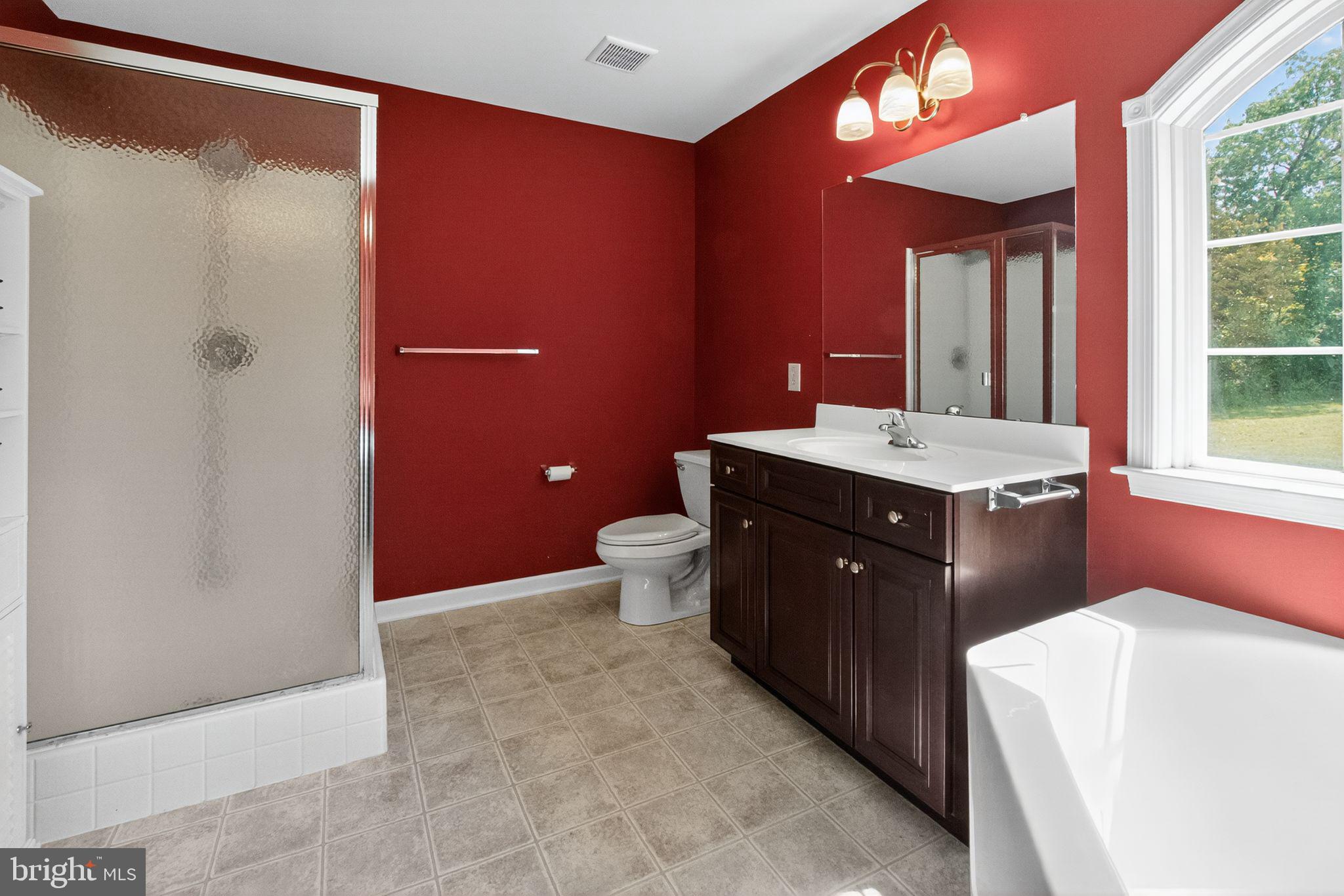 1105 AUTUMNVIEW LANE