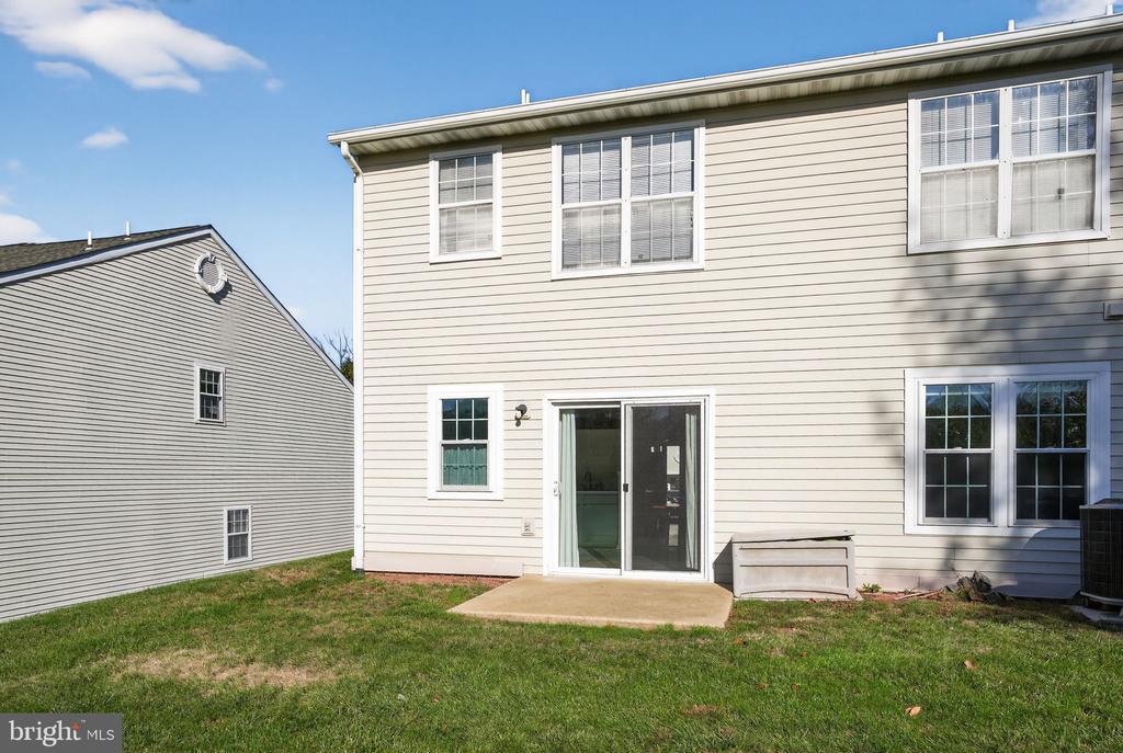 1511 ROSEWOOD COURT