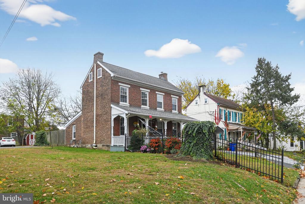 176 MANATAWNY STREET