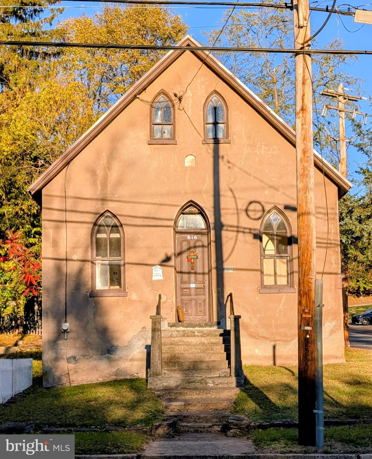 646 MANATAWNY STREET