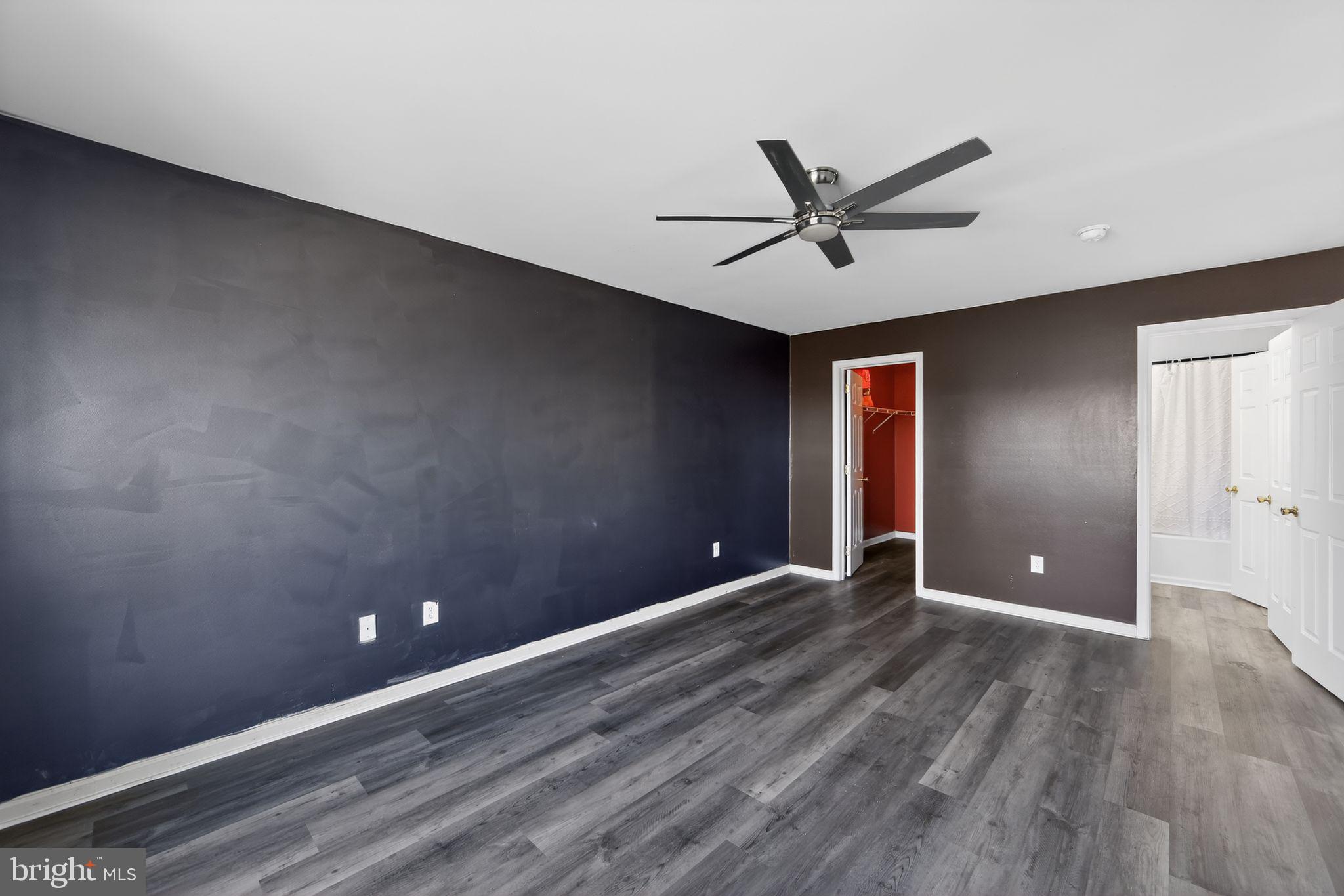 5506 DRAWBRIDGE COURT