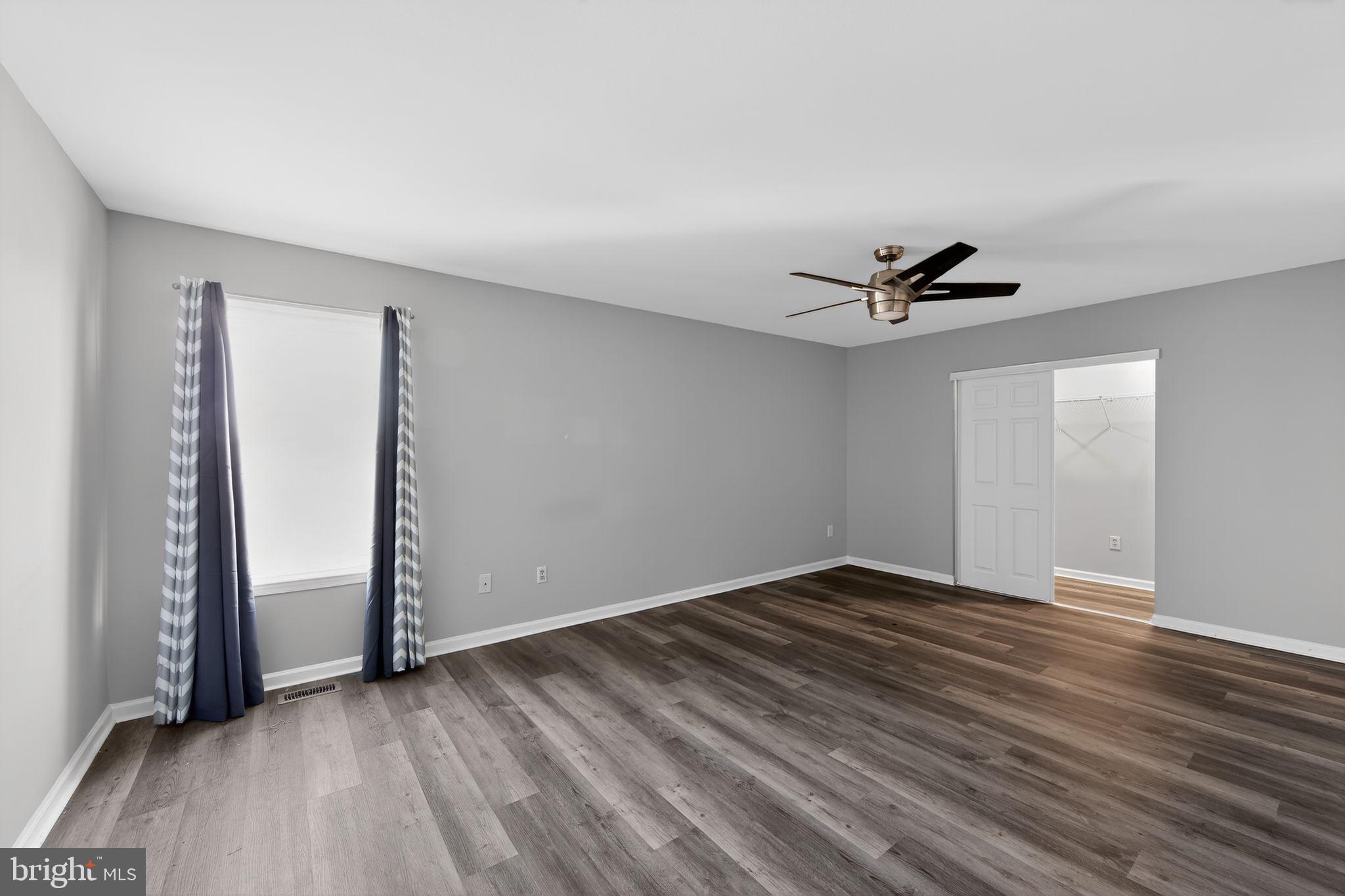 5506 DRAWBRIDGE COURT