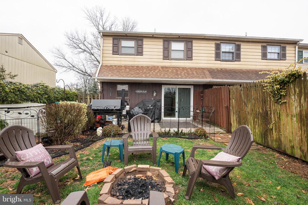 108 ORCHARD COURT