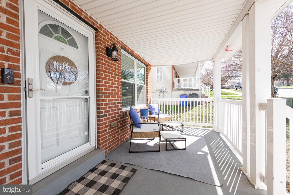 527 MAY STREET