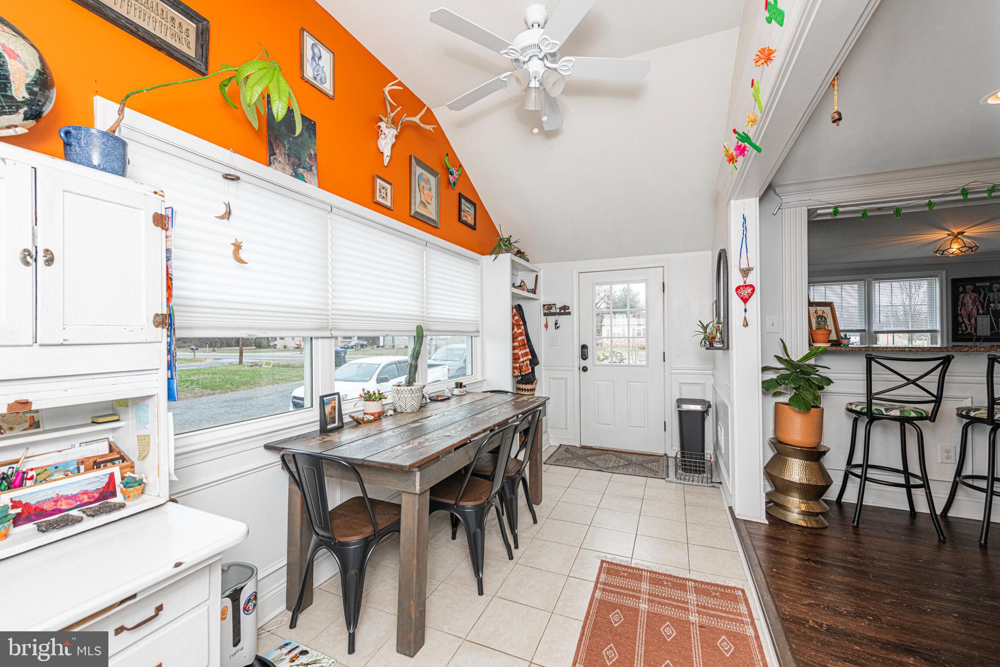 1720 FARMINGTON AVENUE