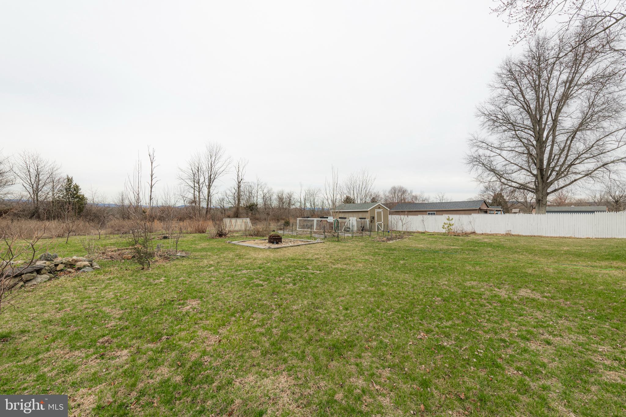 1720 FARMINGTON AVENUE