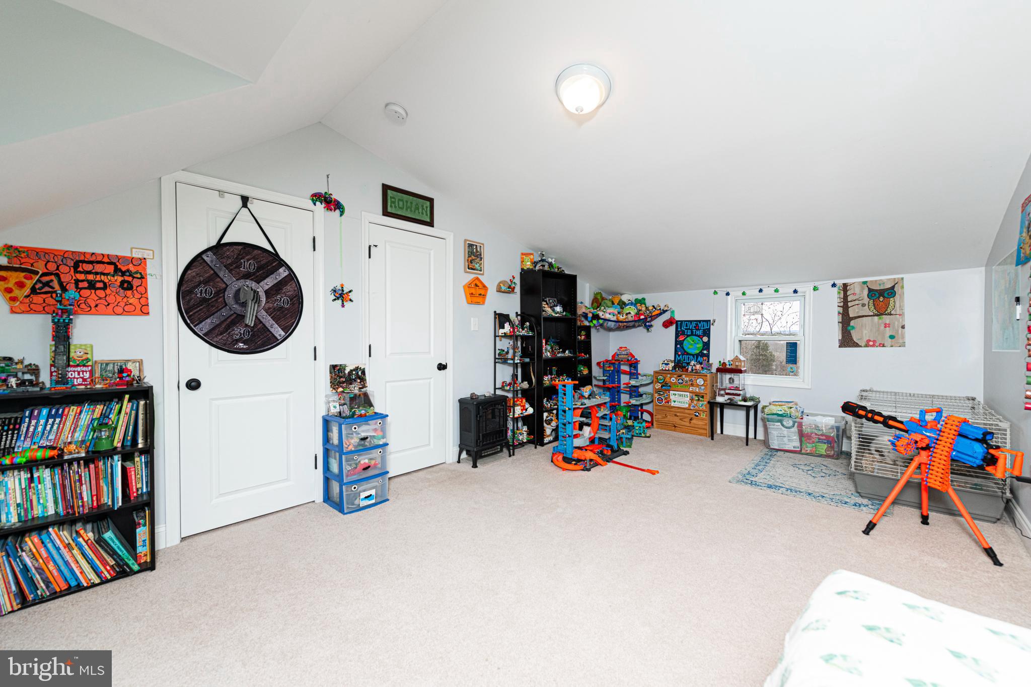 1720 FARMINGTON AVENUE