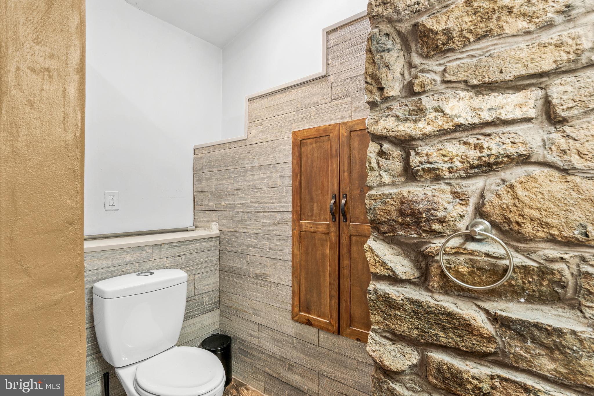 632 FITZWATERTOWN ROAD