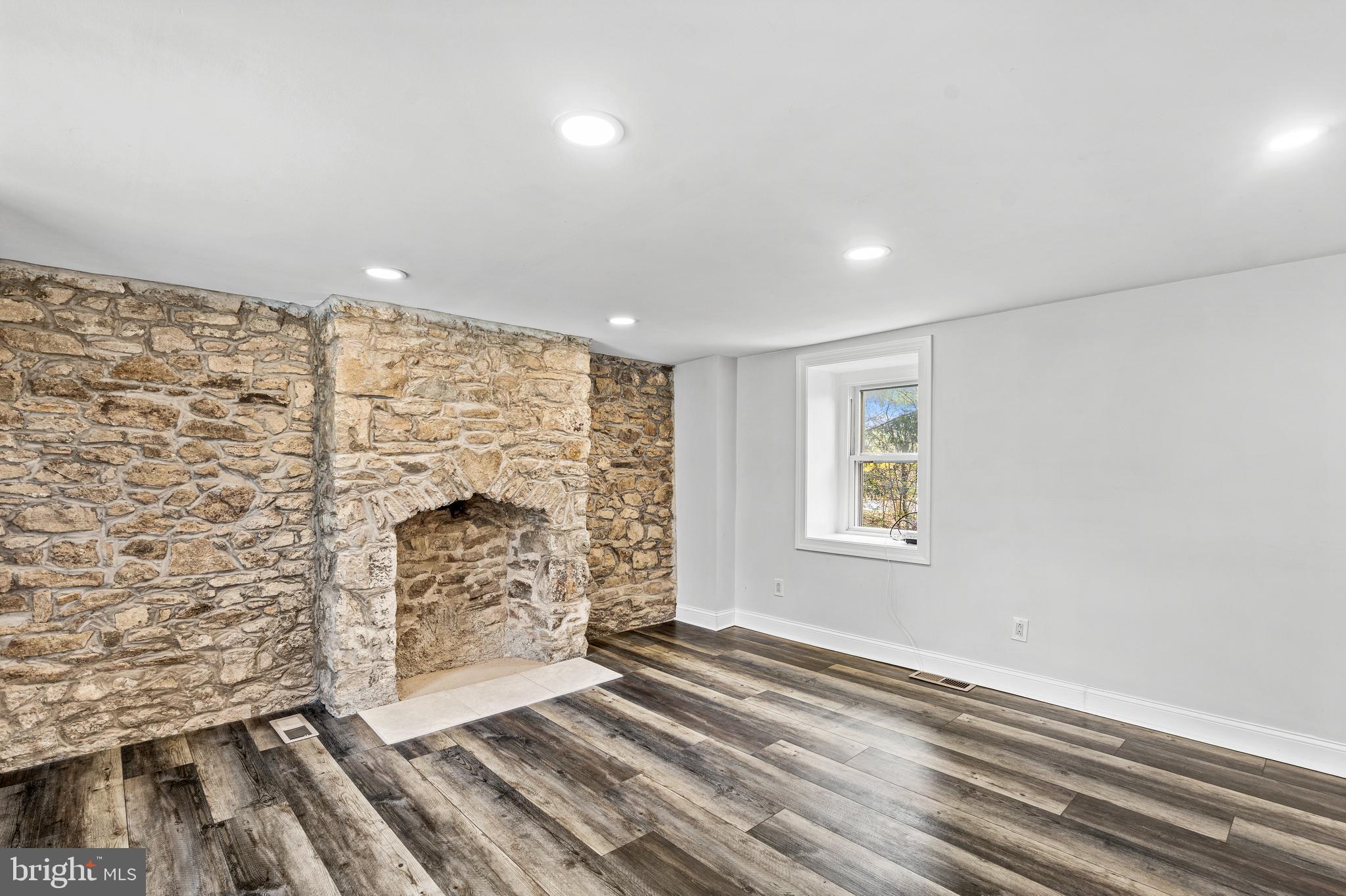 632 FITZWATERTOWN ROAD