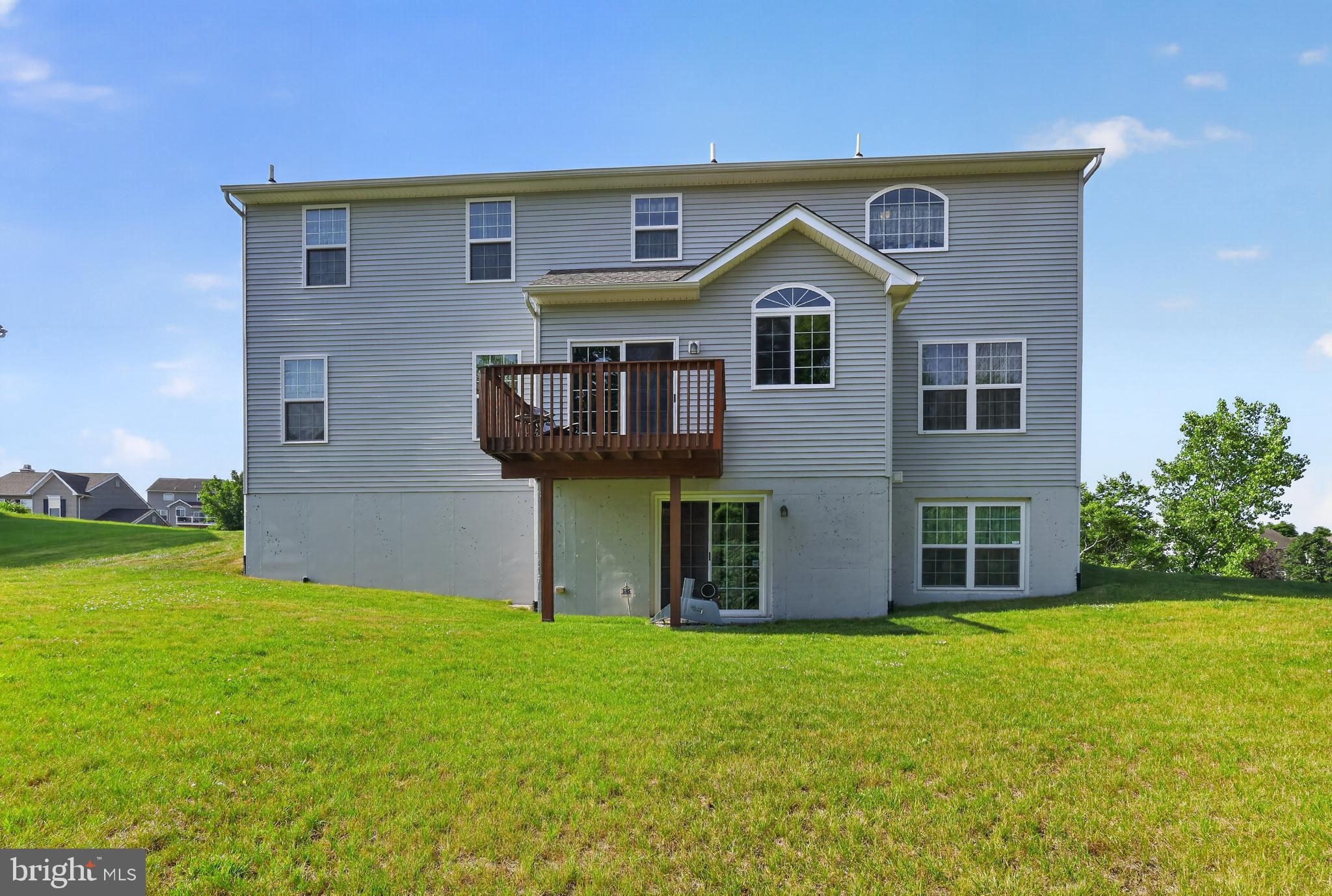 1110 AUTUMNVIEW LANE