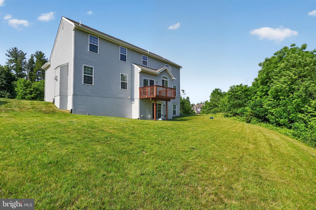 1110 AUTUMNVIEW LANE