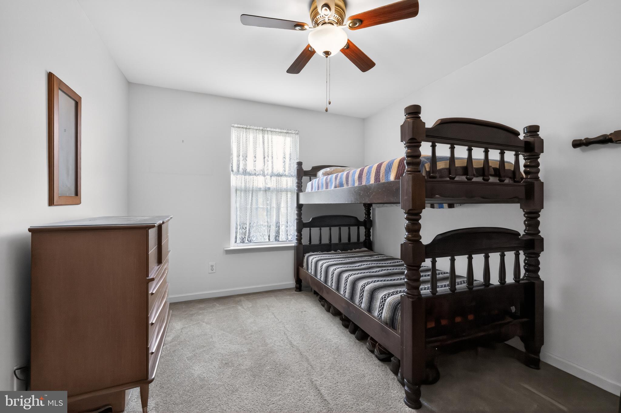 1110 AUTUMNVIEW LANE
