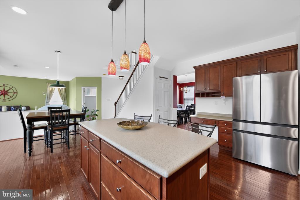 1100 AUTUMNVIEW LANE
