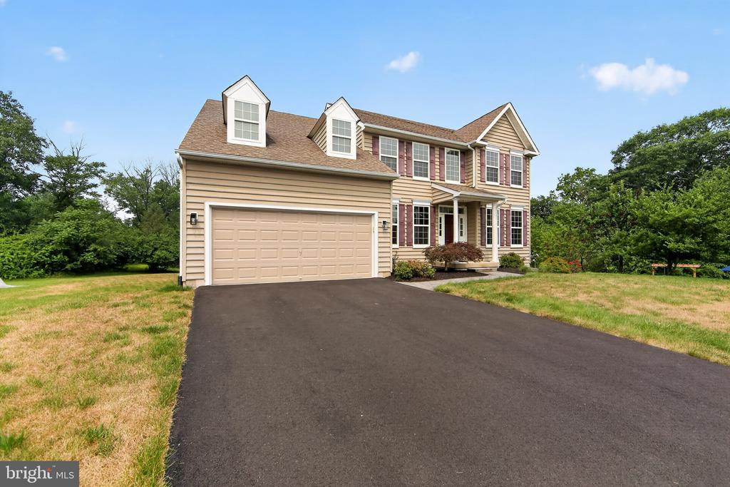 1100 AUTUMNVIEW LANE