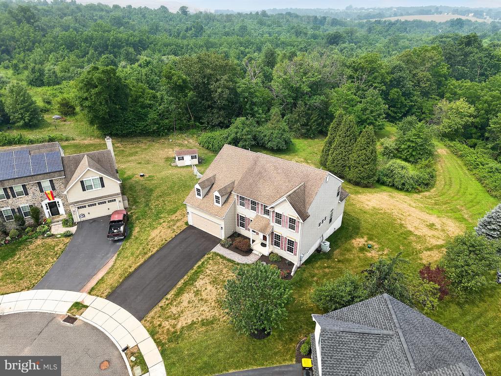 1100 AUTUMNVIEW LANE