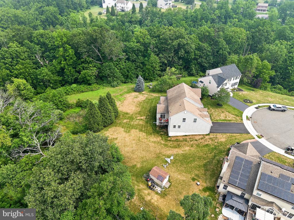 1100 AUTUMNVIEW LANE