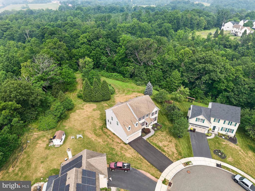 1100 AUTUMNVIEW LANE
