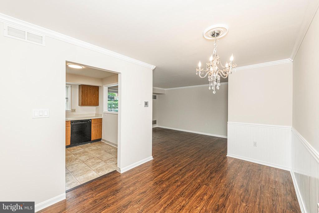620 MANATAWNY STREET Unit: CONDO 5