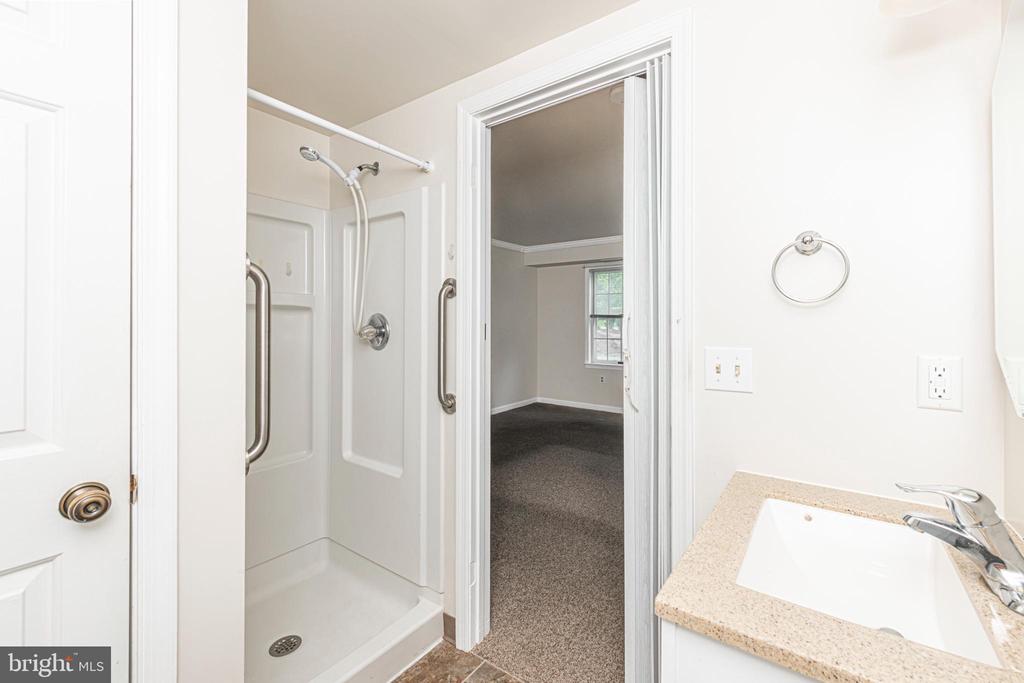 620 MANATAWNY STREET Unit: CONDO 5