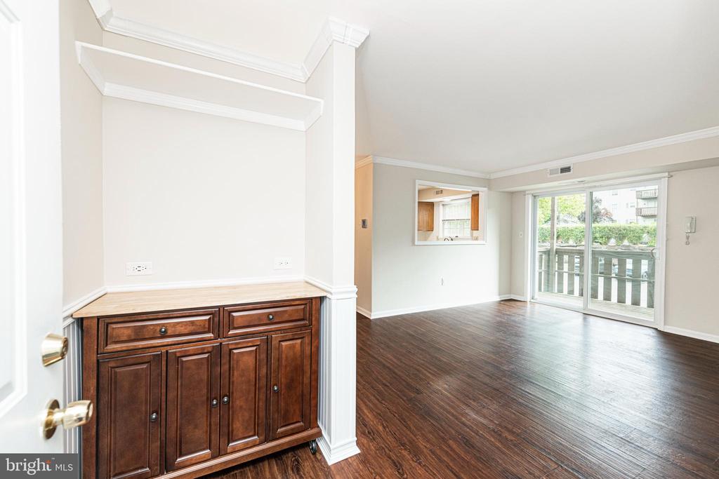 620 MANATAWNY STREET Unit: CONDO 5