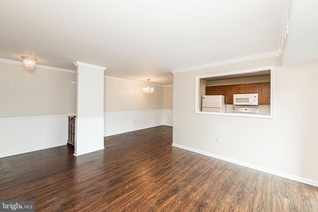 620 MANATAWNY STREET Unit: CONDO 5