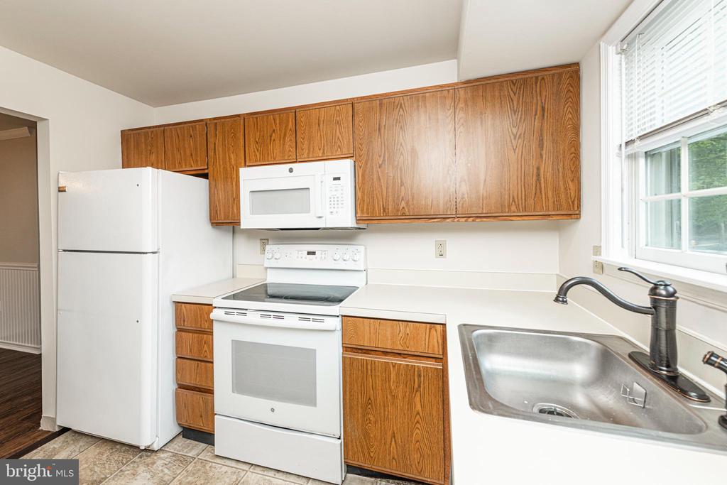620 MANATAWNY STREET Unit: CONDO 5