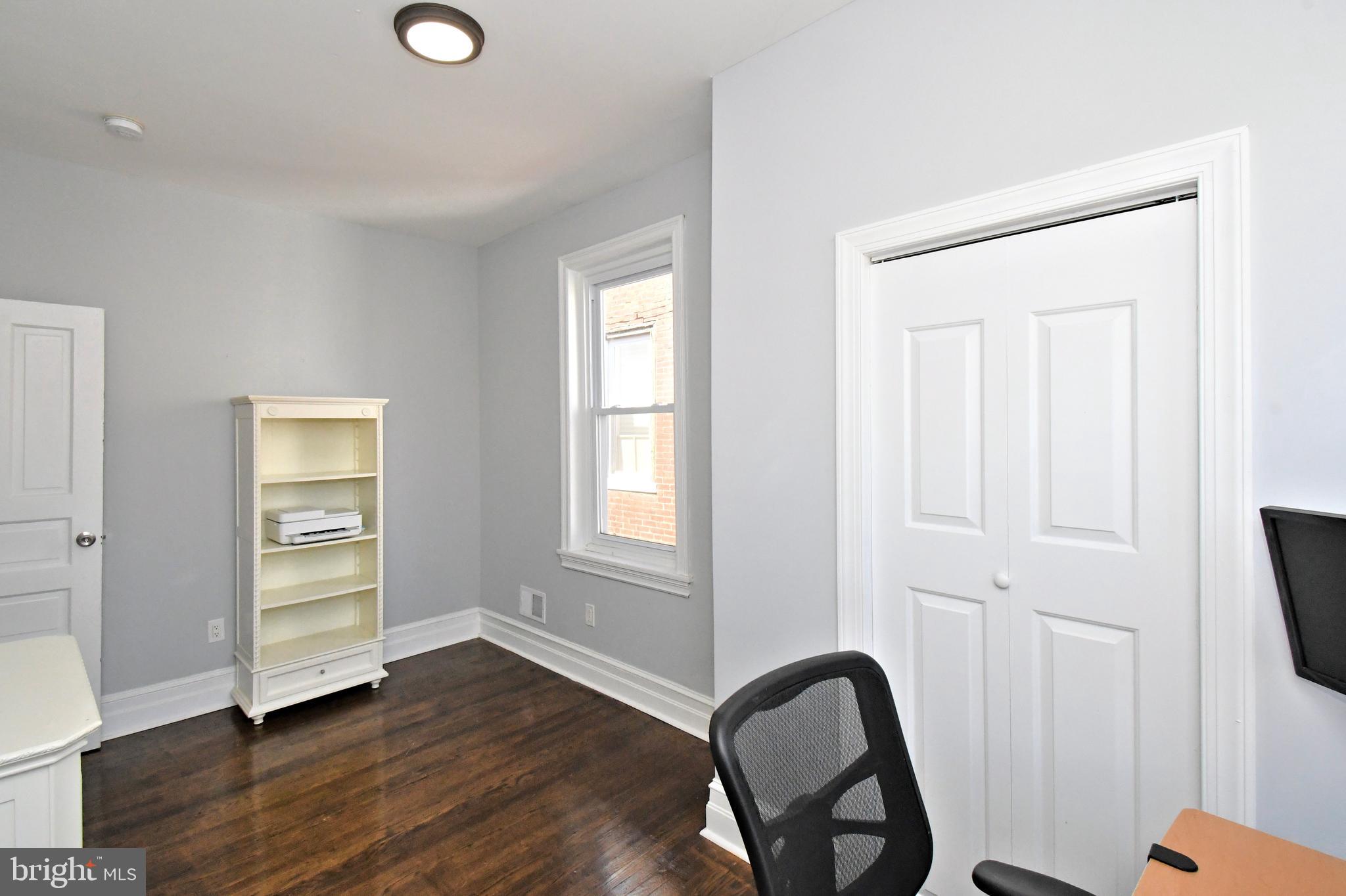 1325 N REDFIELD STREET