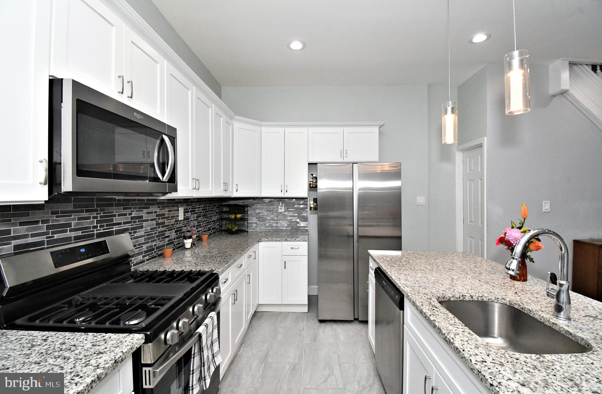 1325 N REDFIELD STREET