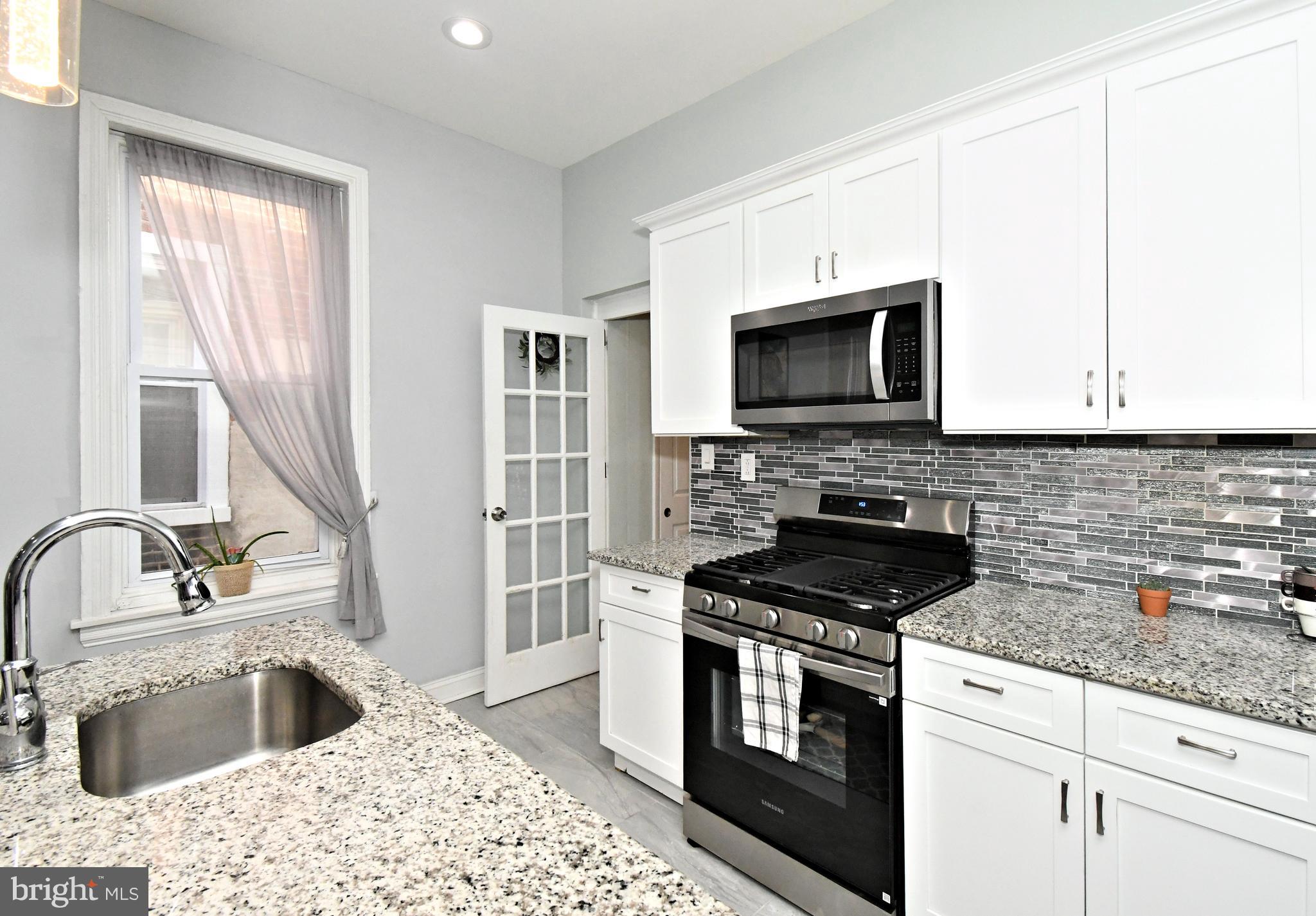 1325 N REDFIELD STREET