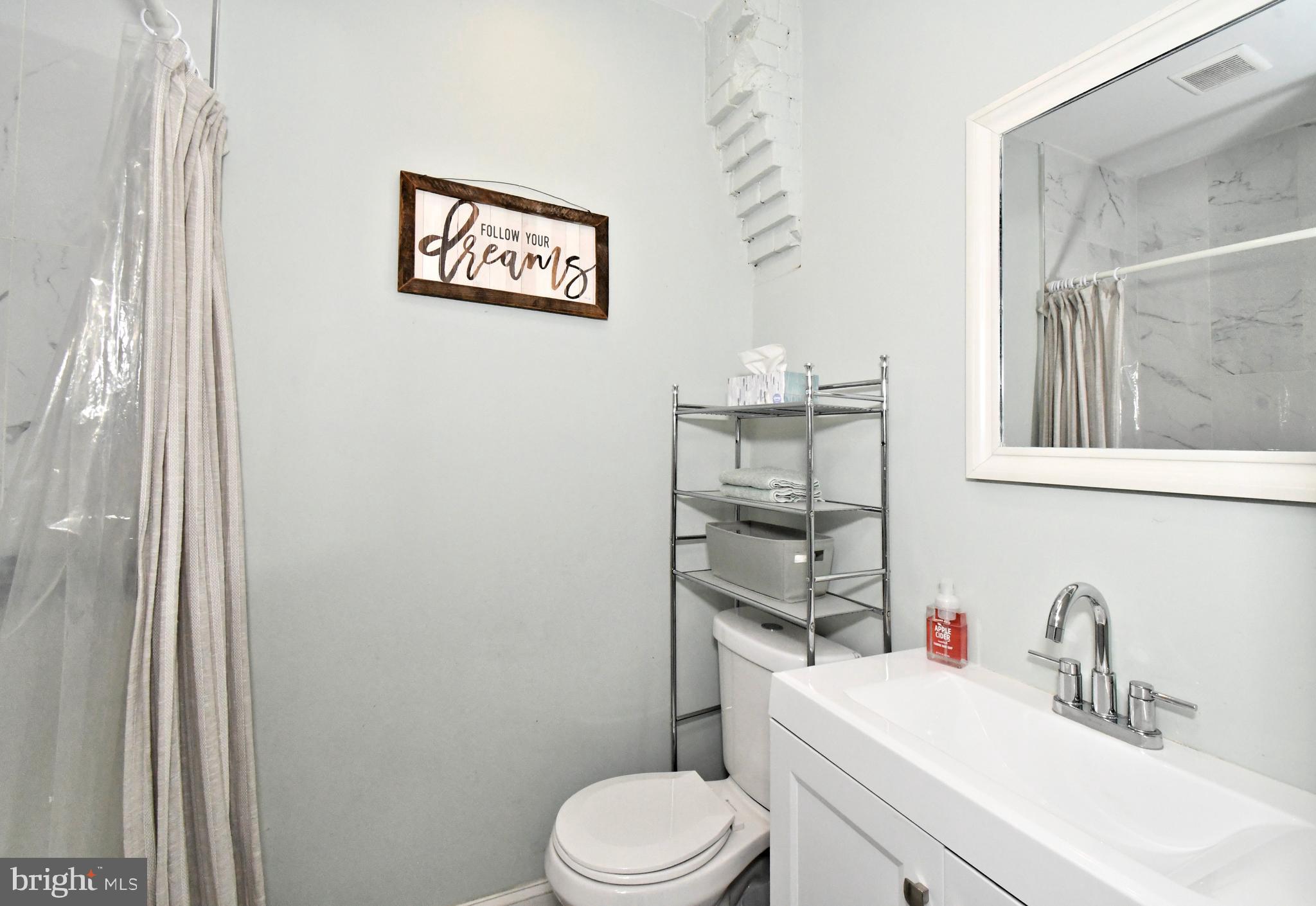 1325 N REDFIELD STREET