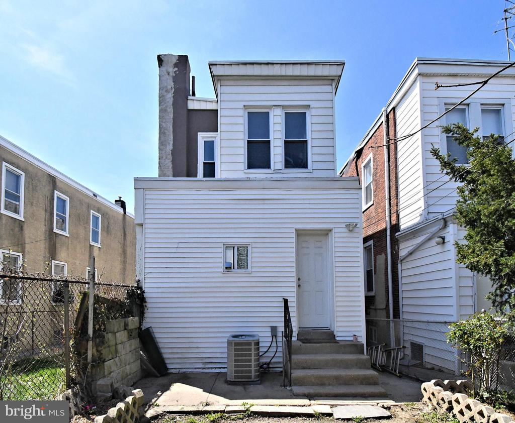 1325 N REDFIELD STREET