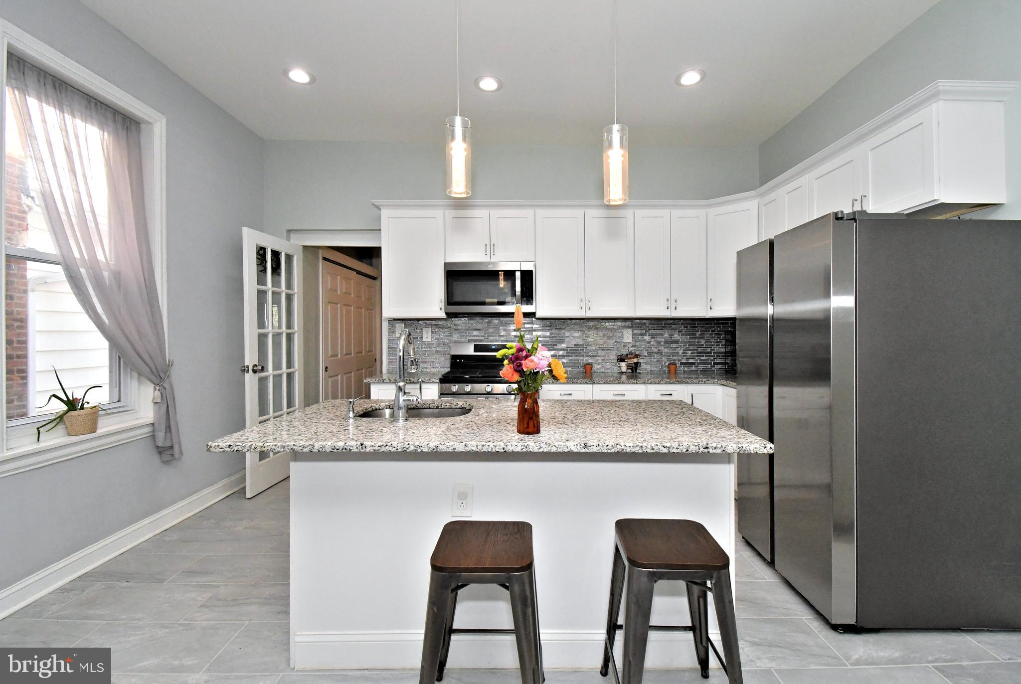 1325 N REDFIELD STREET