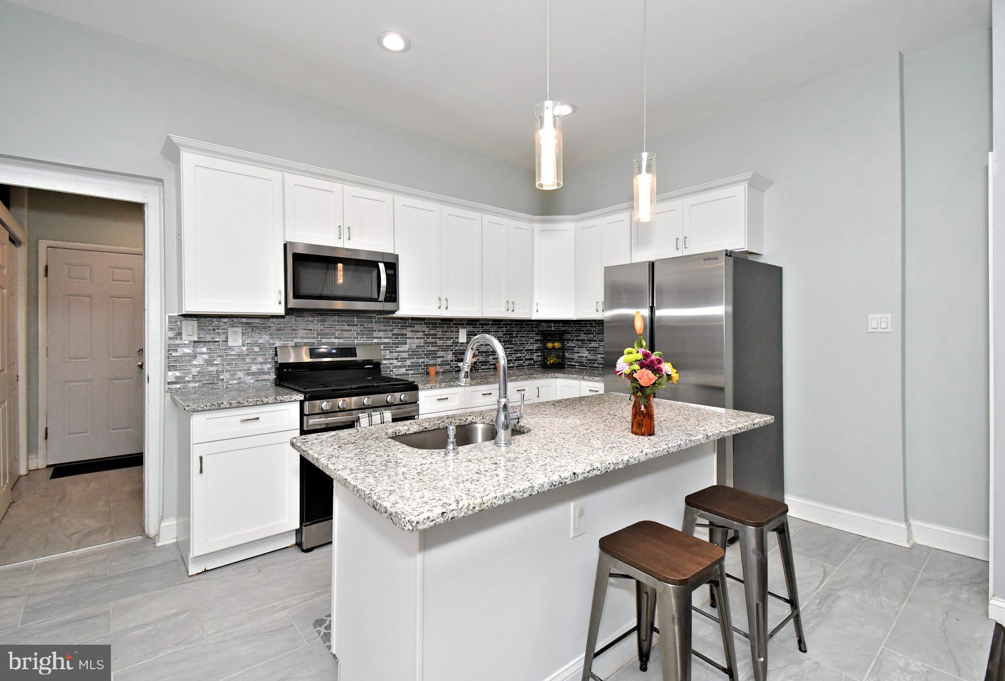 1325 N REDFIELD STREET