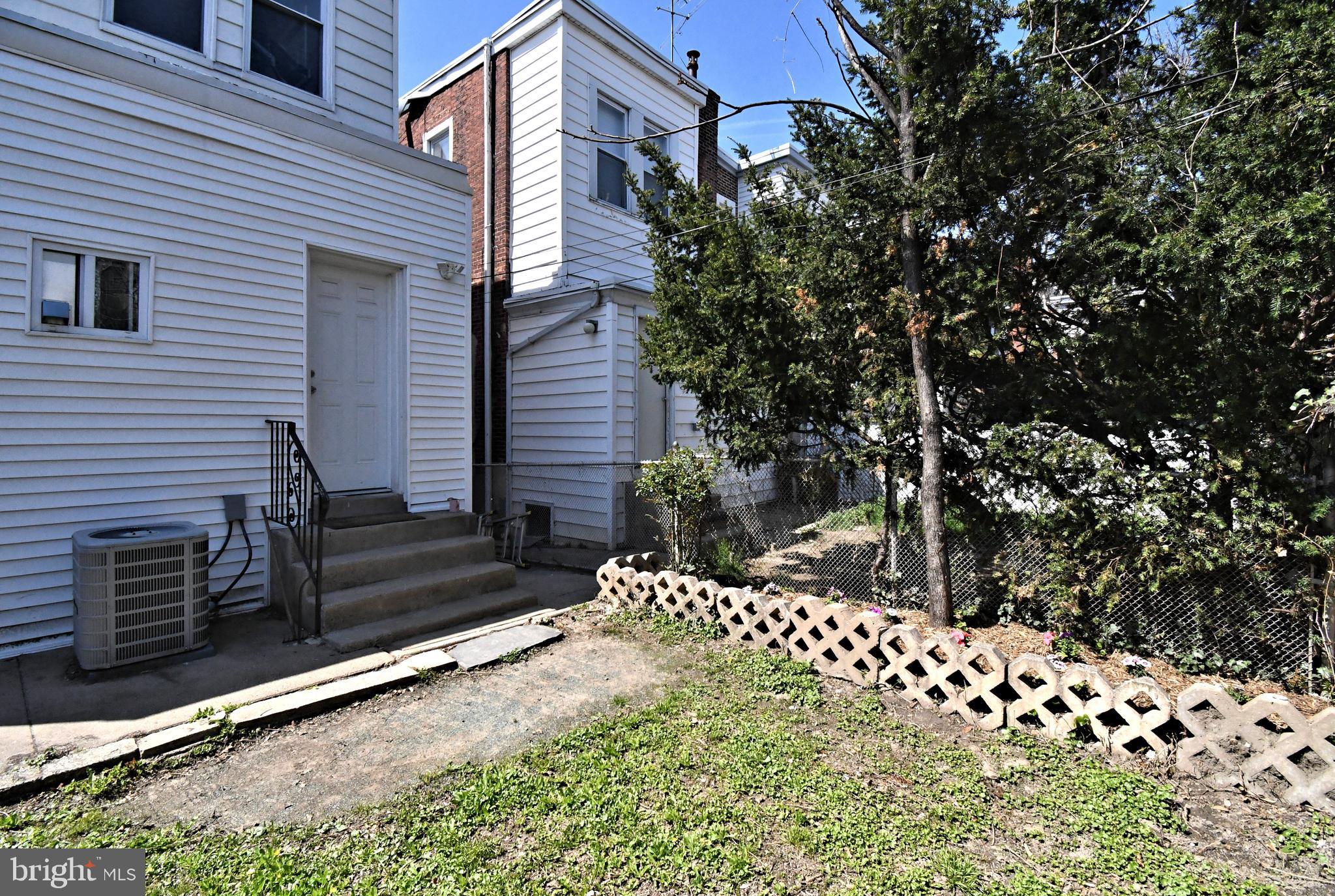 1325 N REDFIELD STREET