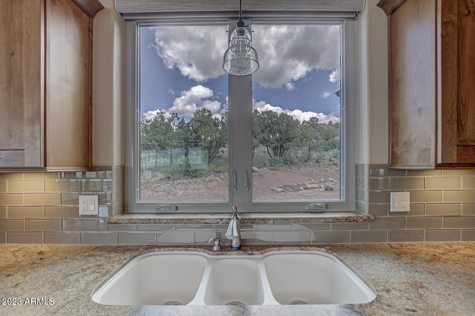 10430 W FOSSIL CREEK Road