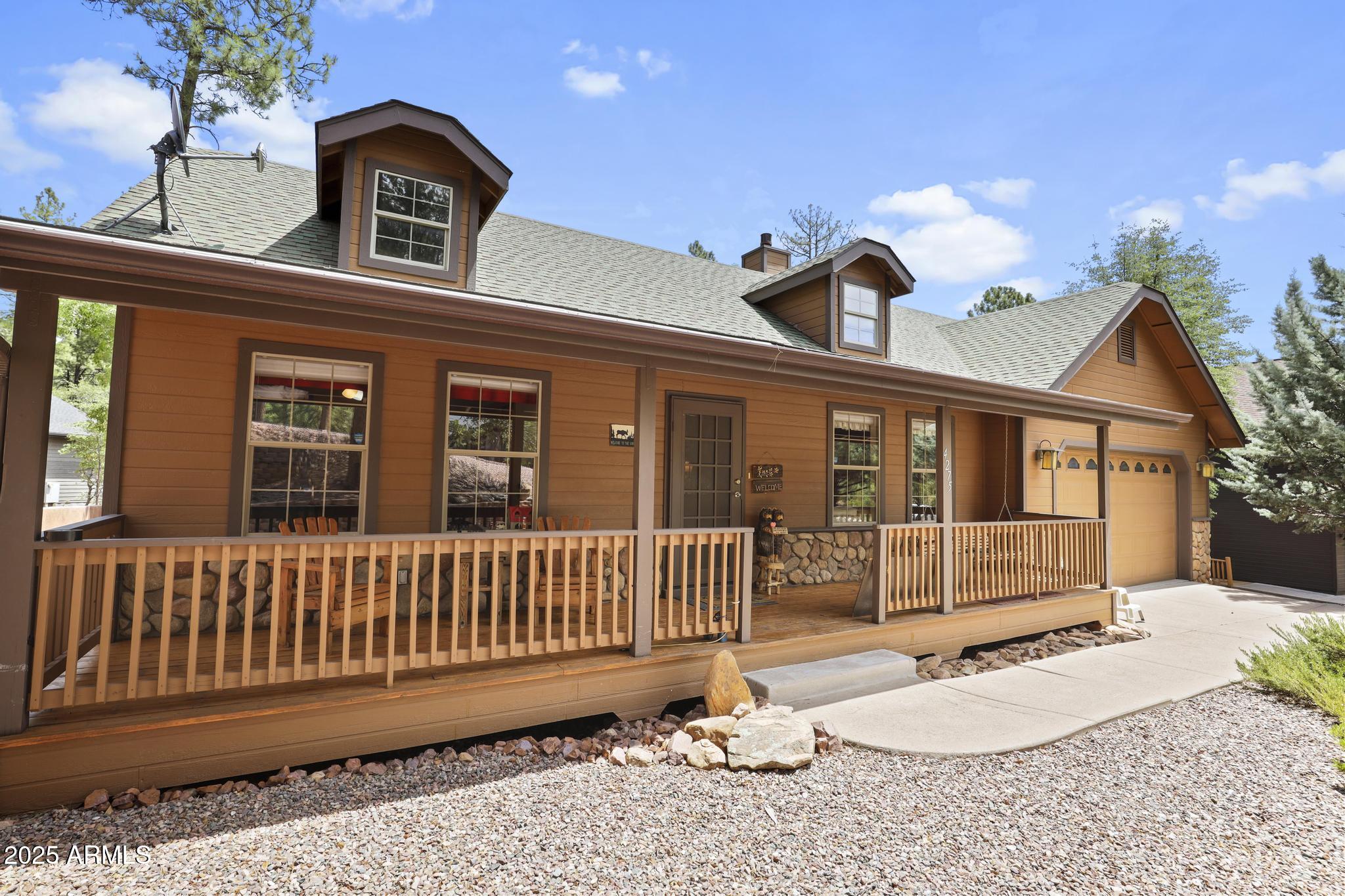 4275 N Strawberry Hollow
