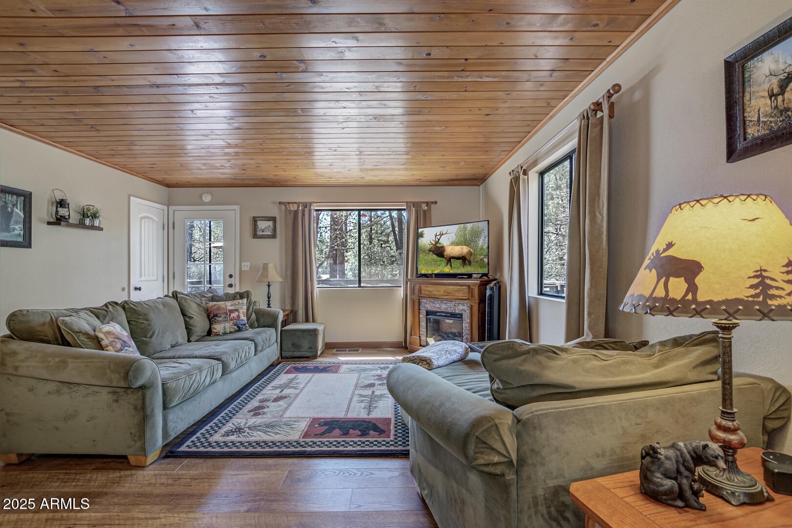 6803 W UTE Trail W