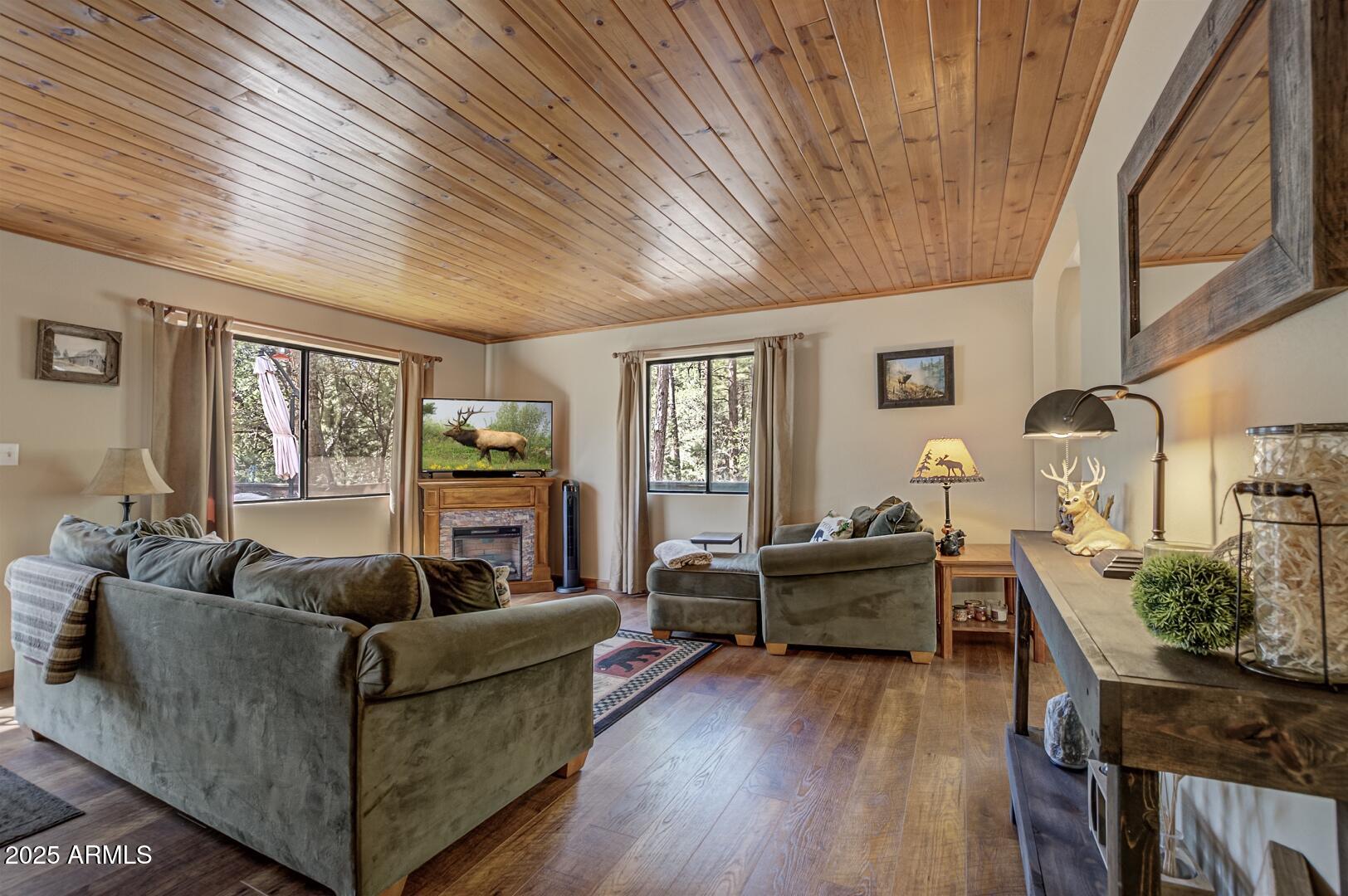 6803 W UTE Trail W