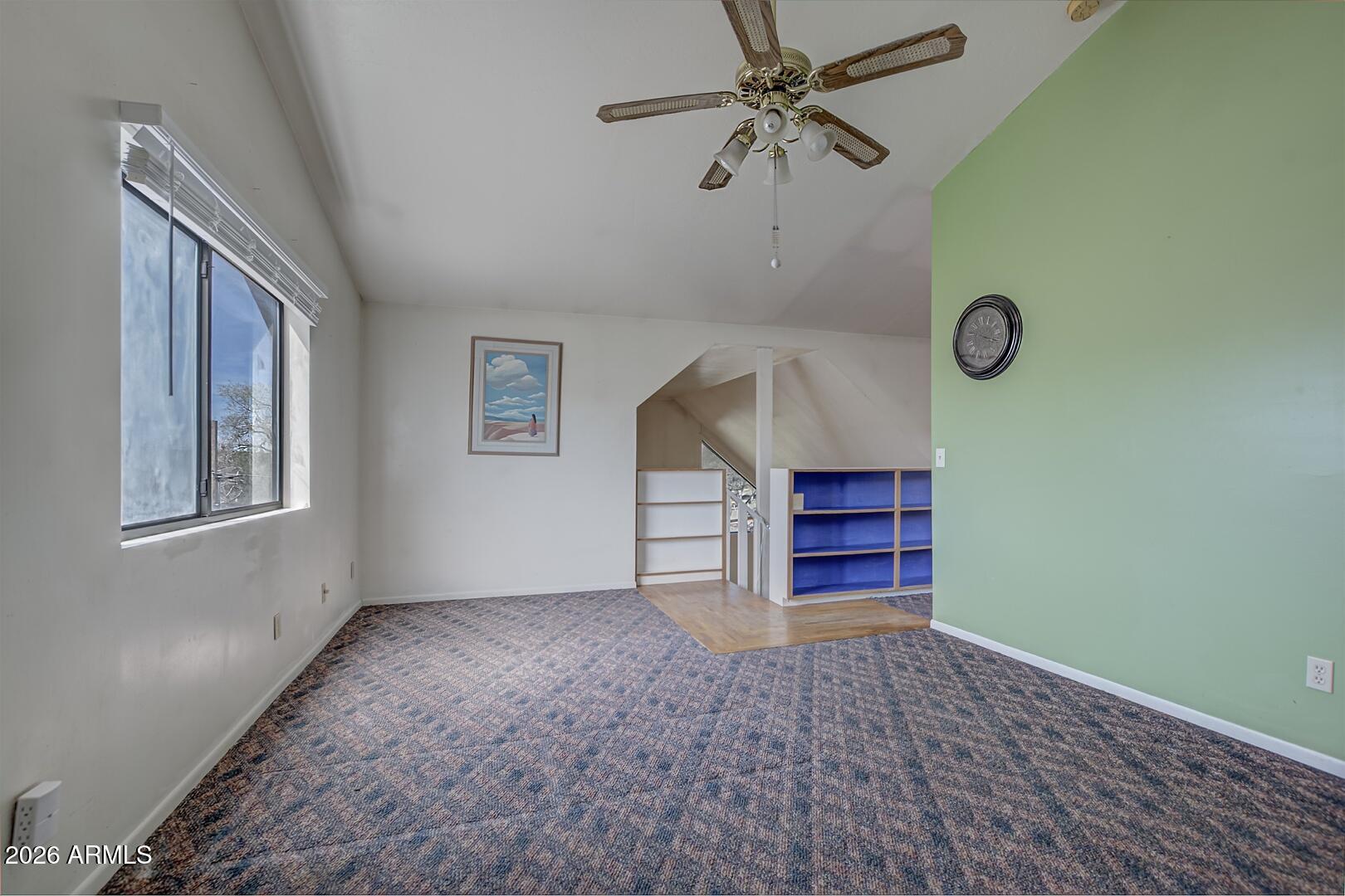 1033 W Bridle Path Lane