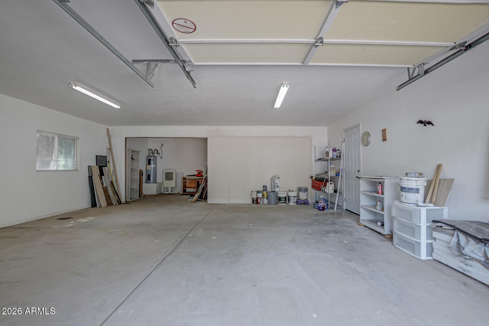 1033 W Bridle Path Lane