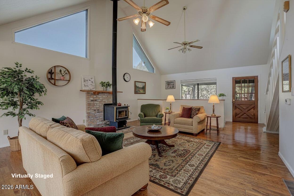 1033 W Bridle Path Lane