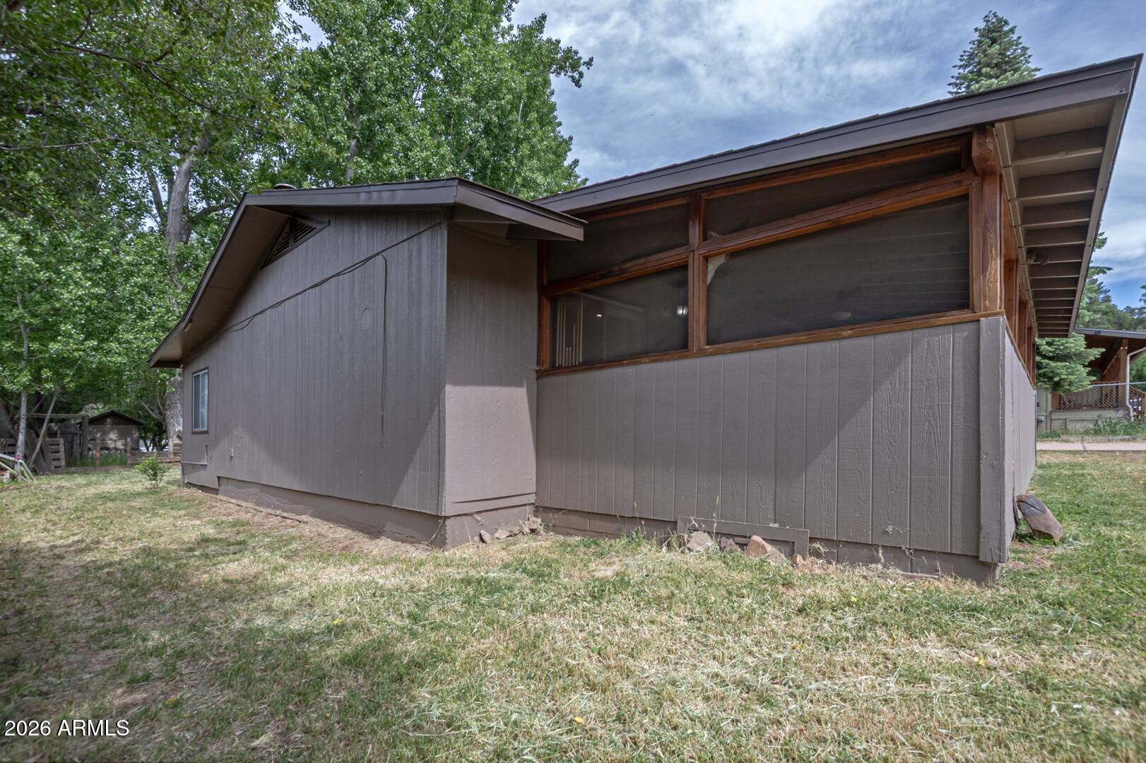 4936 N COLUMBINE Drive