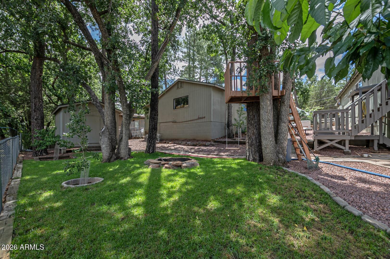 8226 W BONNIE BRAE Drive W