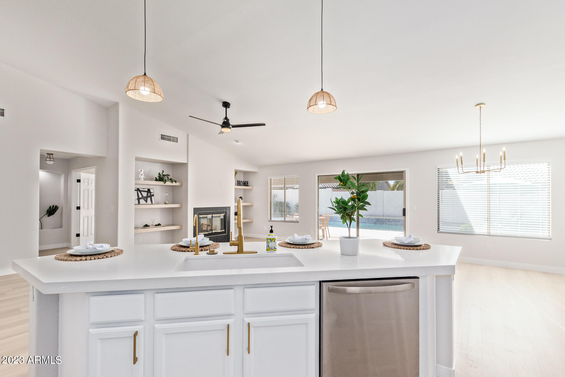 1151 E SHANNON Street