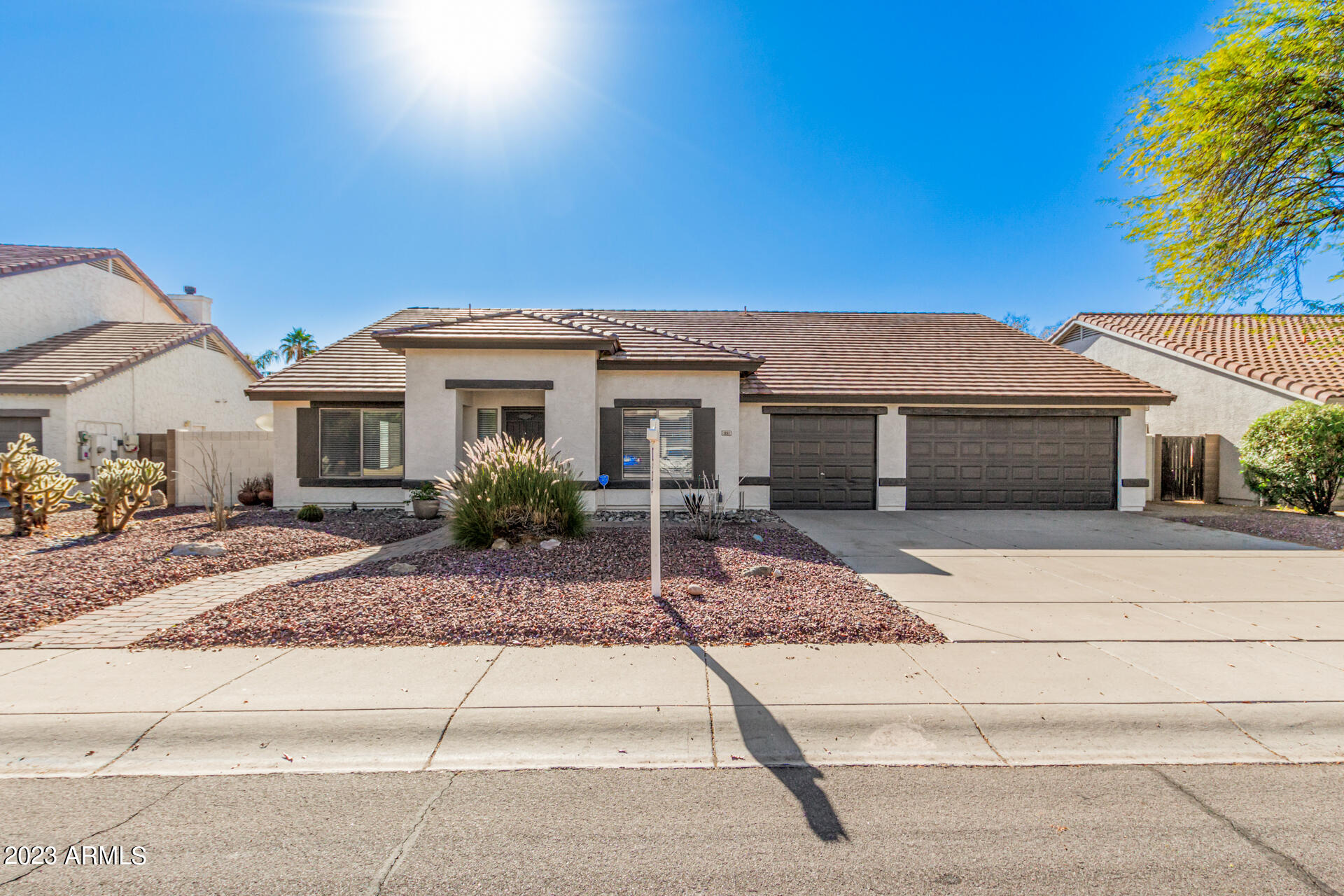 1151 E SHANNON Street